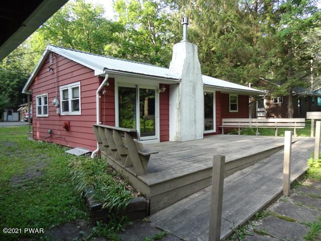 143 Tauschman Road Greentown, PA 18426 - Photo 3 of 26 DSC05125
