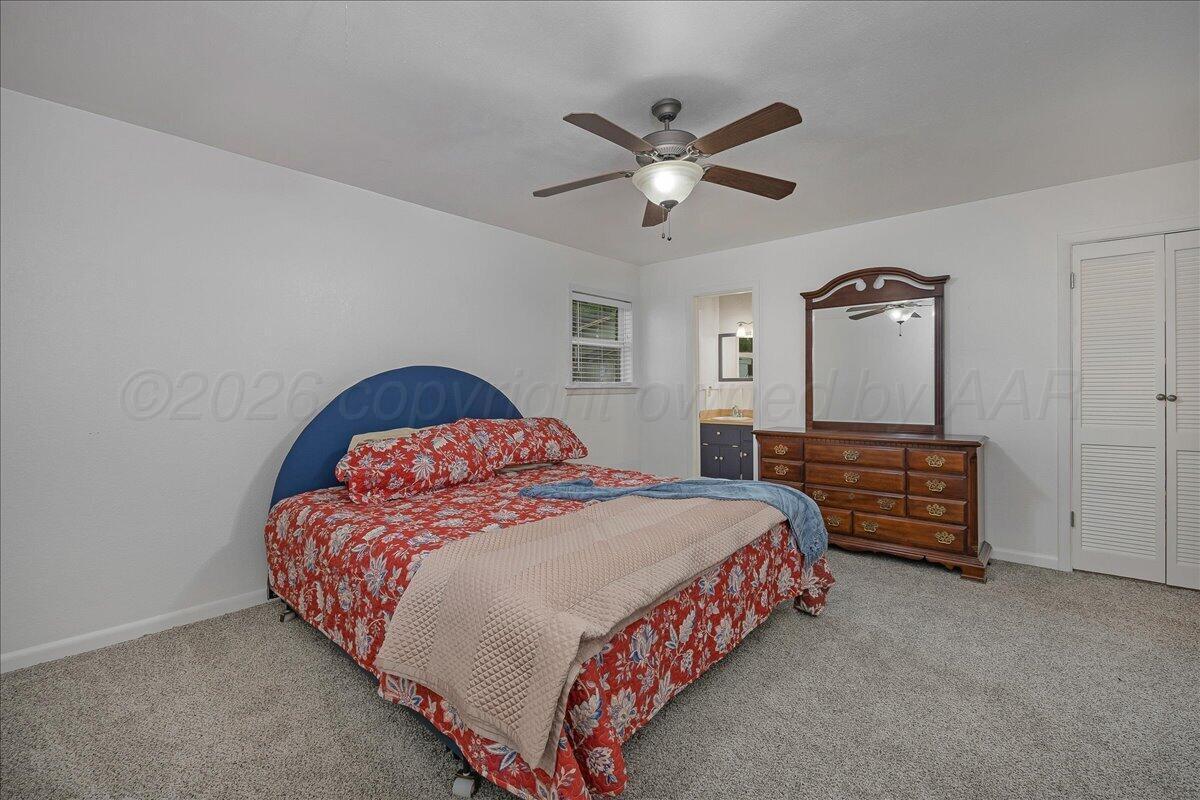 6215 Elmhurst Road Amarillo, TX 79106 - Photo 20 of 33 21-Primary Bedroom 2