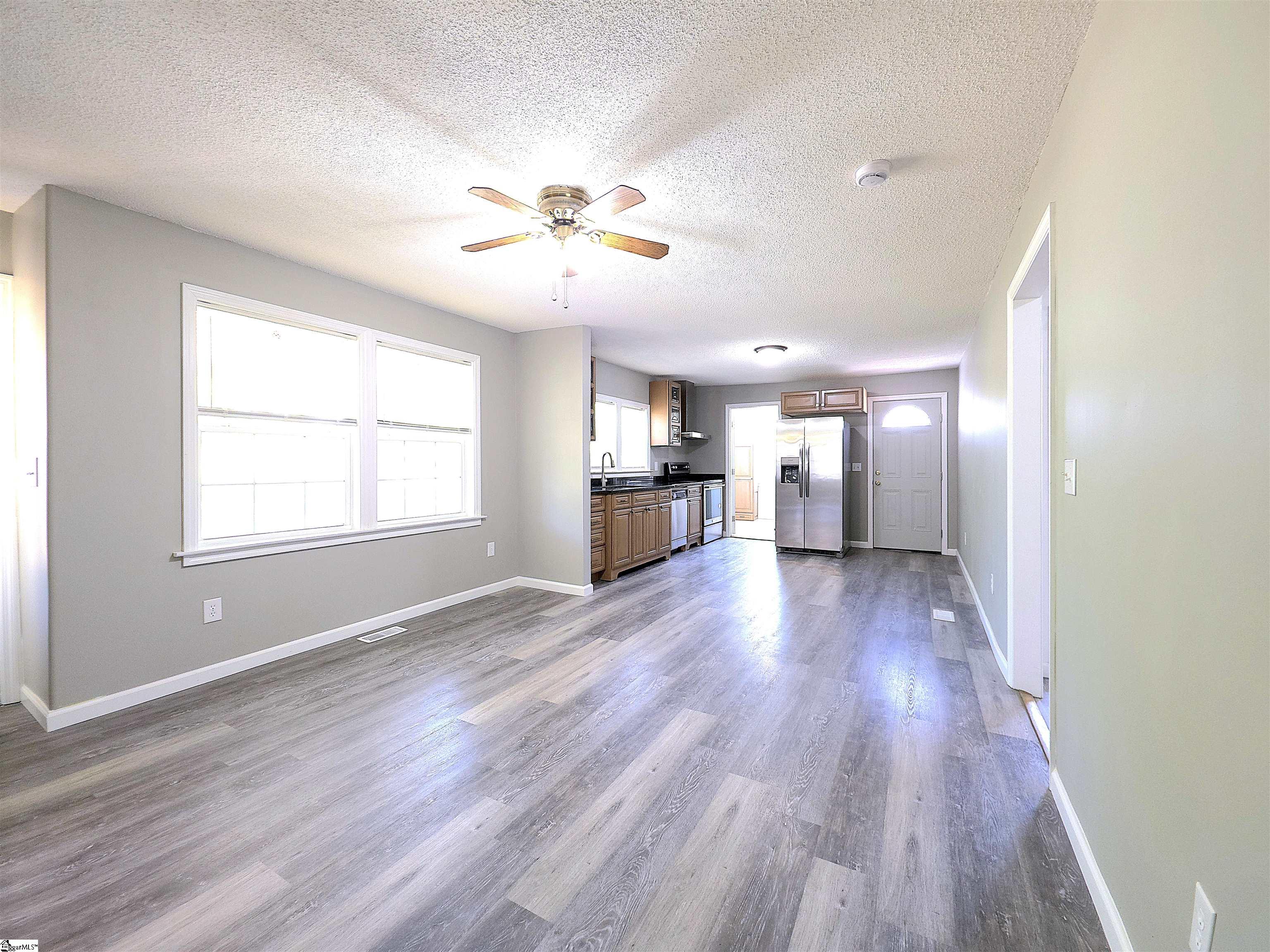 26 Blackstock Road Inman, SC 29349 - Photo 2 of 25