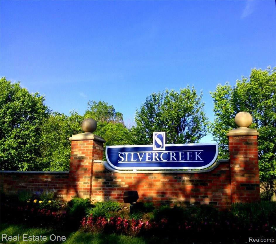 3561 Oakmonte Boulevard, Unit 44 Rochester, MI 48306 - Photo 30 of 30 29 (1).jpg