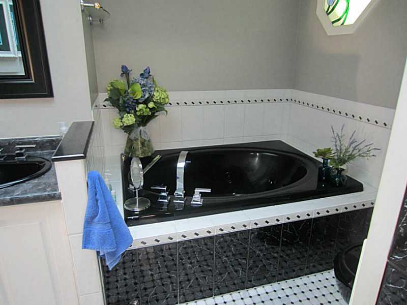 93 Betty Pond Road Scituate, RI 02831 - Photo 14 of 24 Master Bath/Spa.