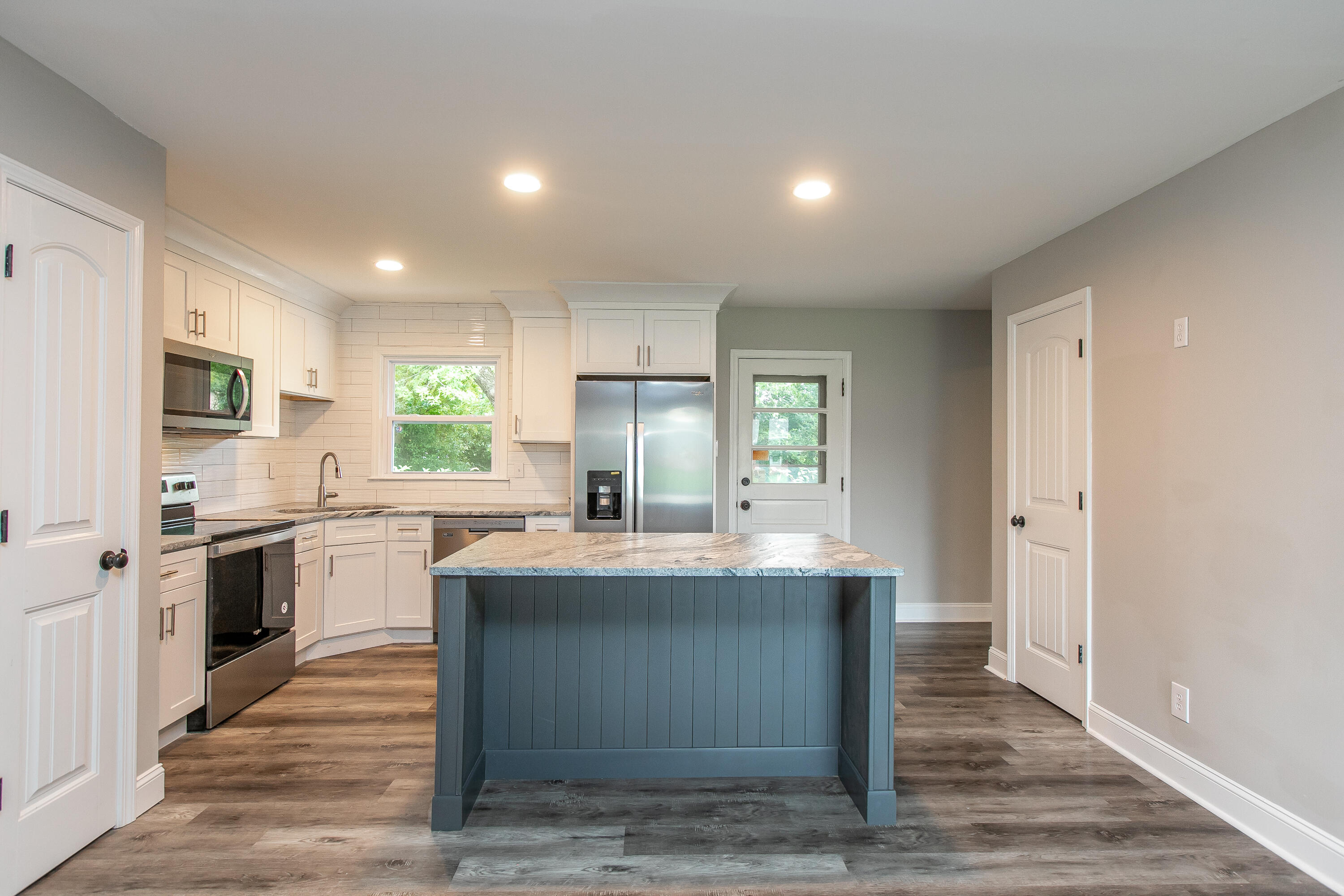 1616 Raleigh Road Lexington, KY 40505 - Photo 5 of 21 2-4