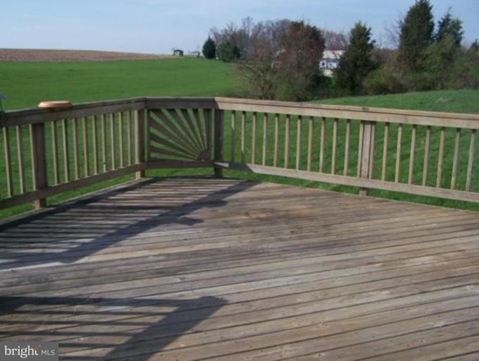 2425 Benson Road Westminster, MD 21158 - Photo 26 of 30 View #2 of Deck