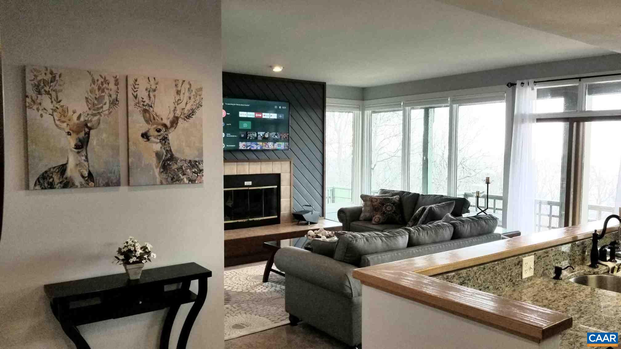 1722 High Ridge Roseland, VA 22967 - Photo 2 of 23 a living room with furniture fireplace and flat screen tv