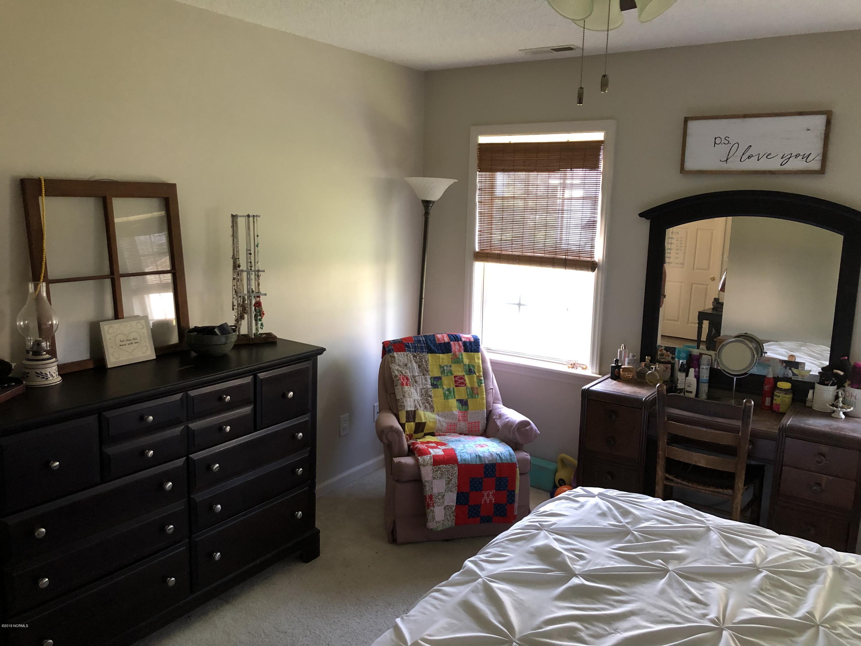 3510 Plantation Road Morehead City, NC 28557 - Photo 15 of 20 Master Bedroom