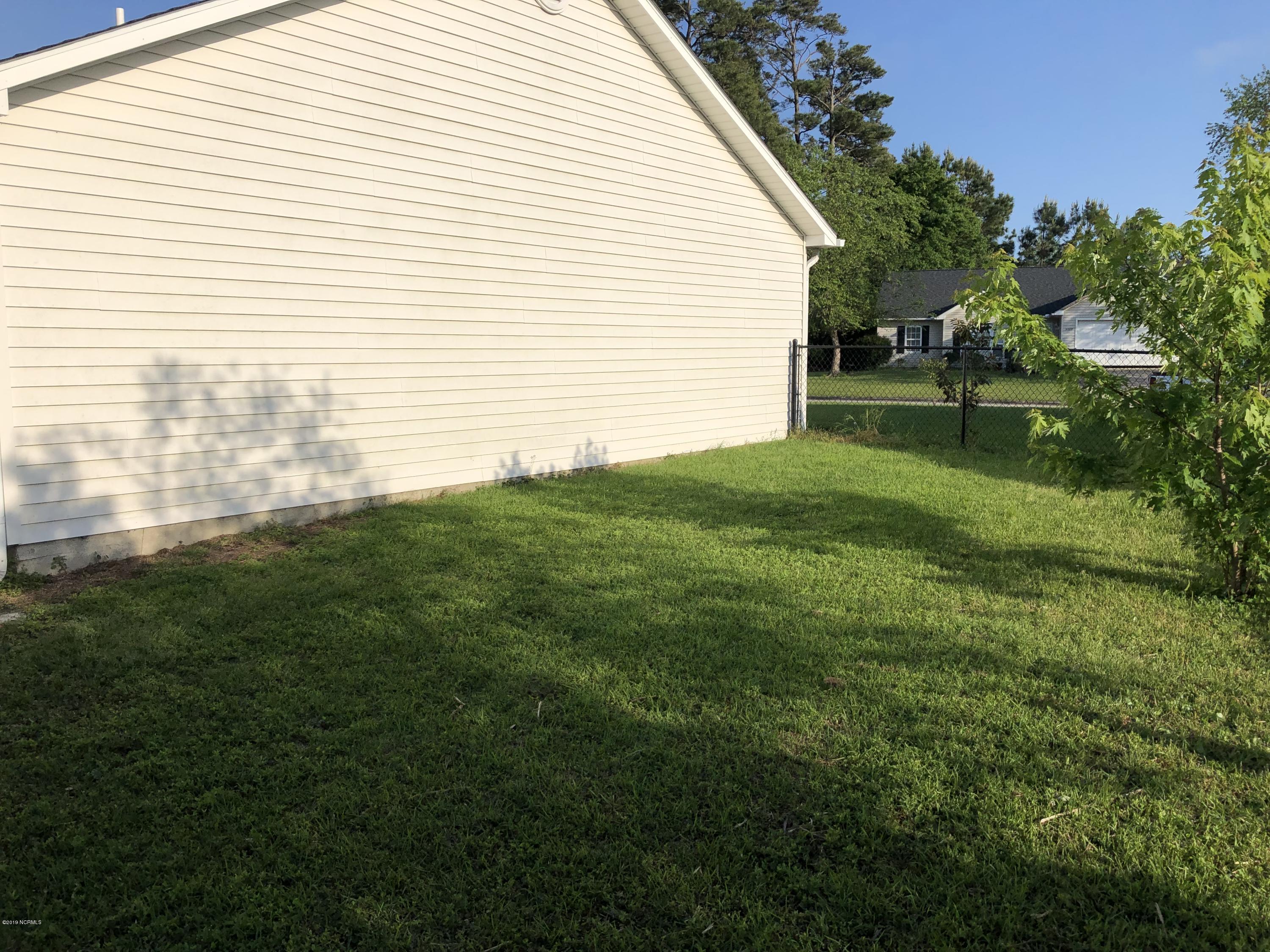 3510 Plantation Road Morehead City, NC 28557 - Photo 20 of 20 53657A08-718B-49A1-A30C-B1A5BB9125DF