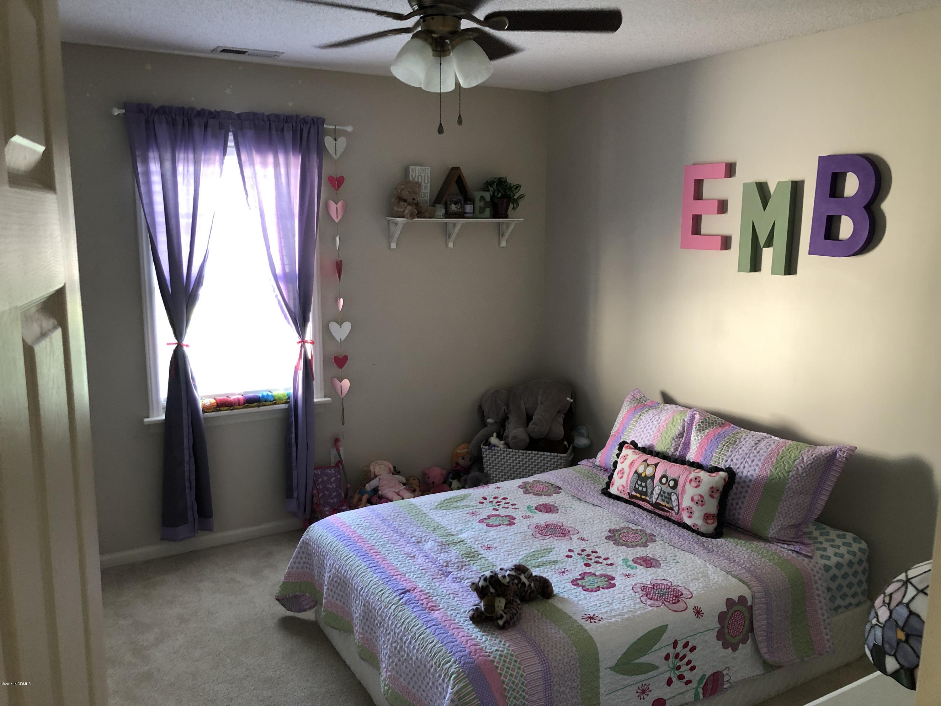 3510 Plantation Road Morehead City, NC 28557 - Photo 8 of 20 Second Bedroom