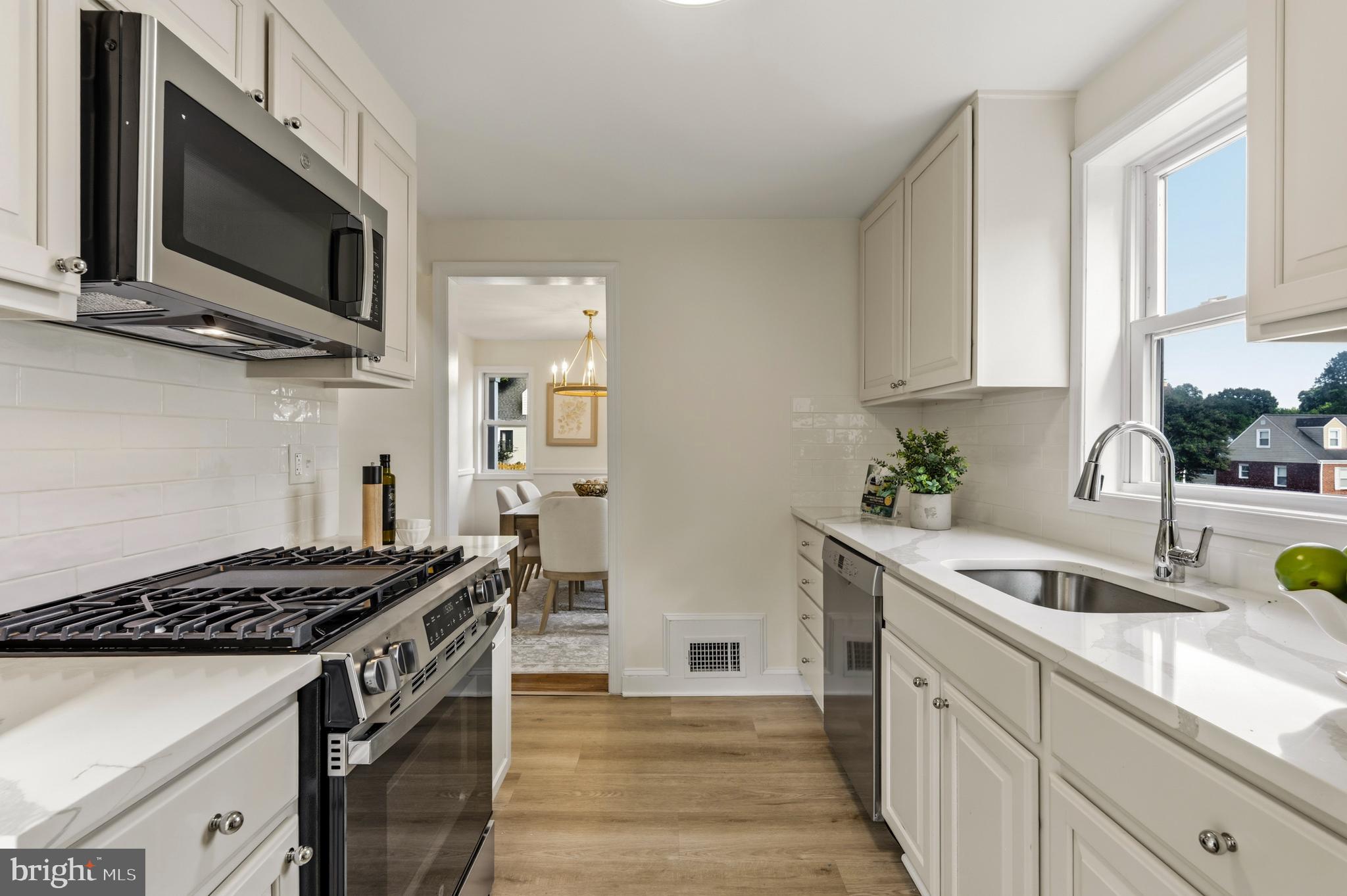 2834 Summerfield Road Falls Church, VA 22042 - Photo 10 of 30 Gallery Image 10