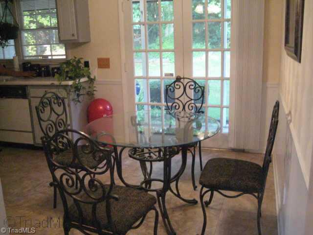 424 Kyle Road Winston-Salem, NC 27104 - Photo 3 of 9 Other. DINING AREA
