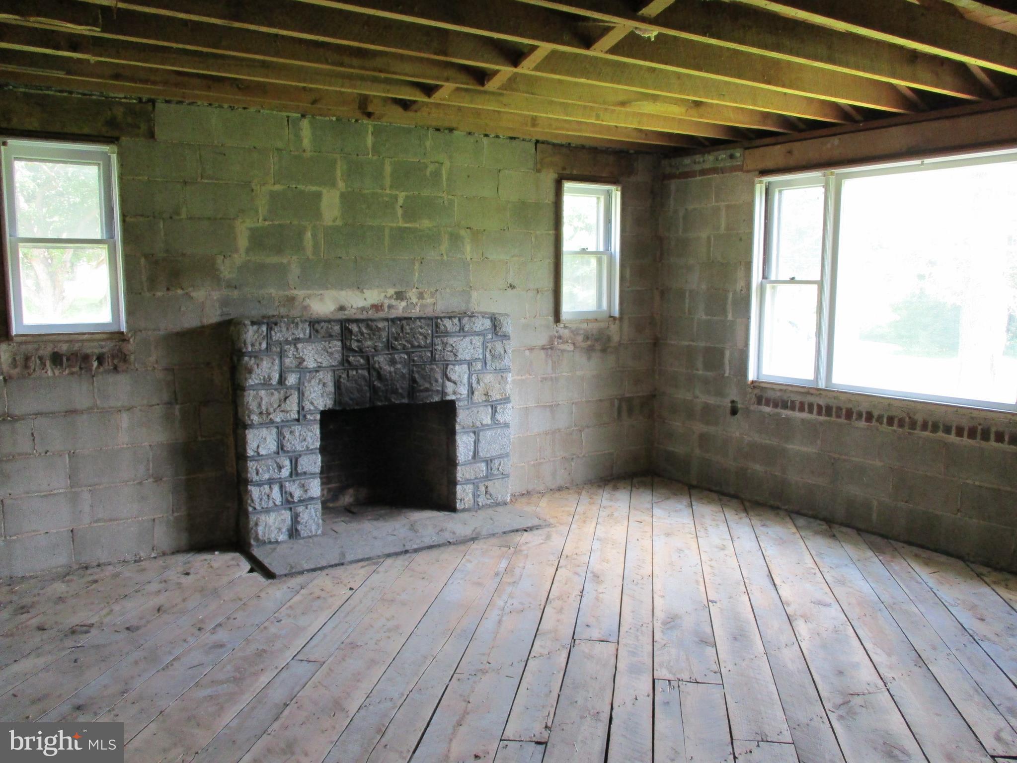 111 Jackson Hall School Road Elkton, MD 21921 - Photo 3 of 12 Interior (General)