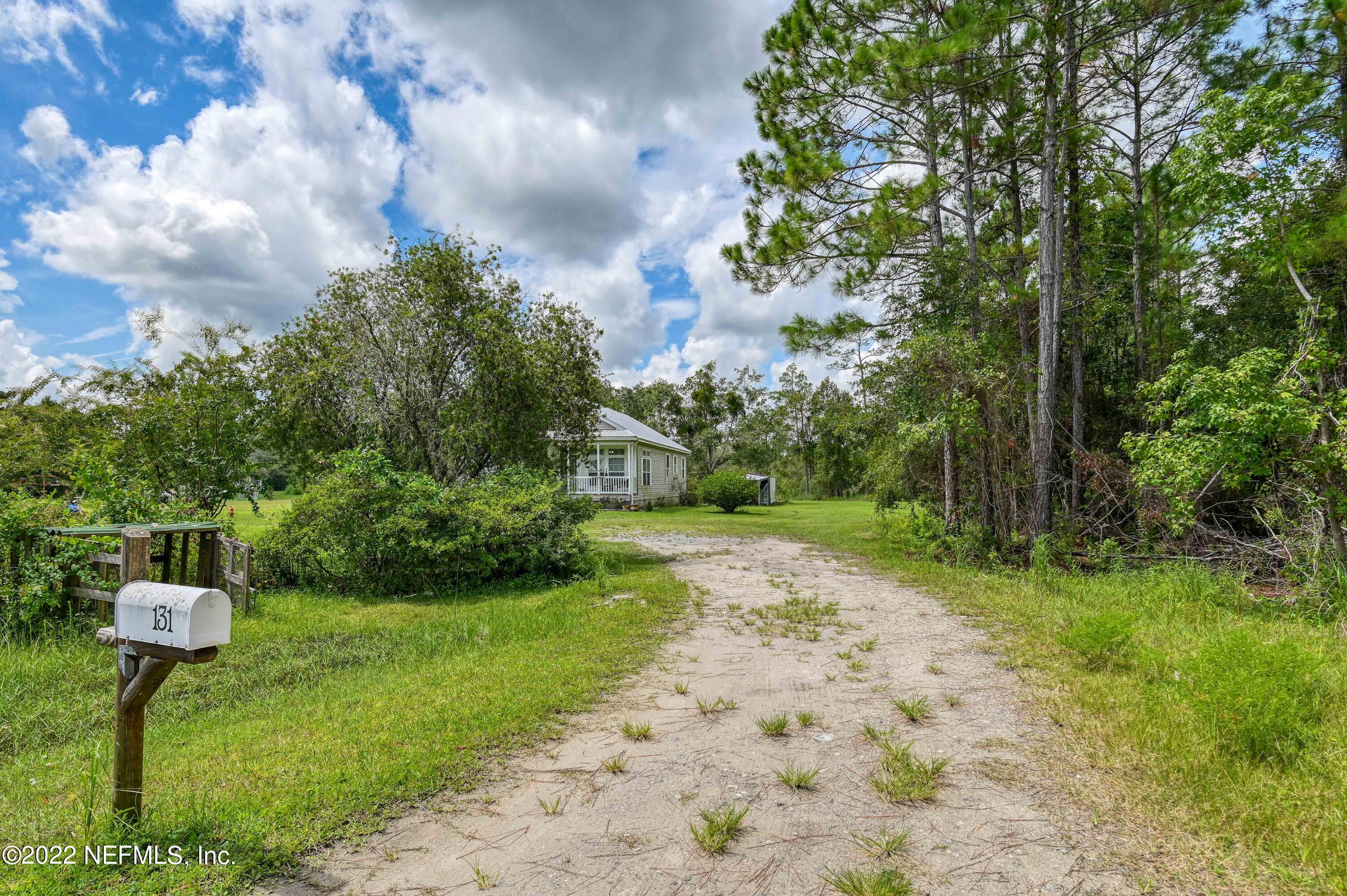 131 Musket Road Palatka, FL 32177 - Photo 32 of 35 Driveway