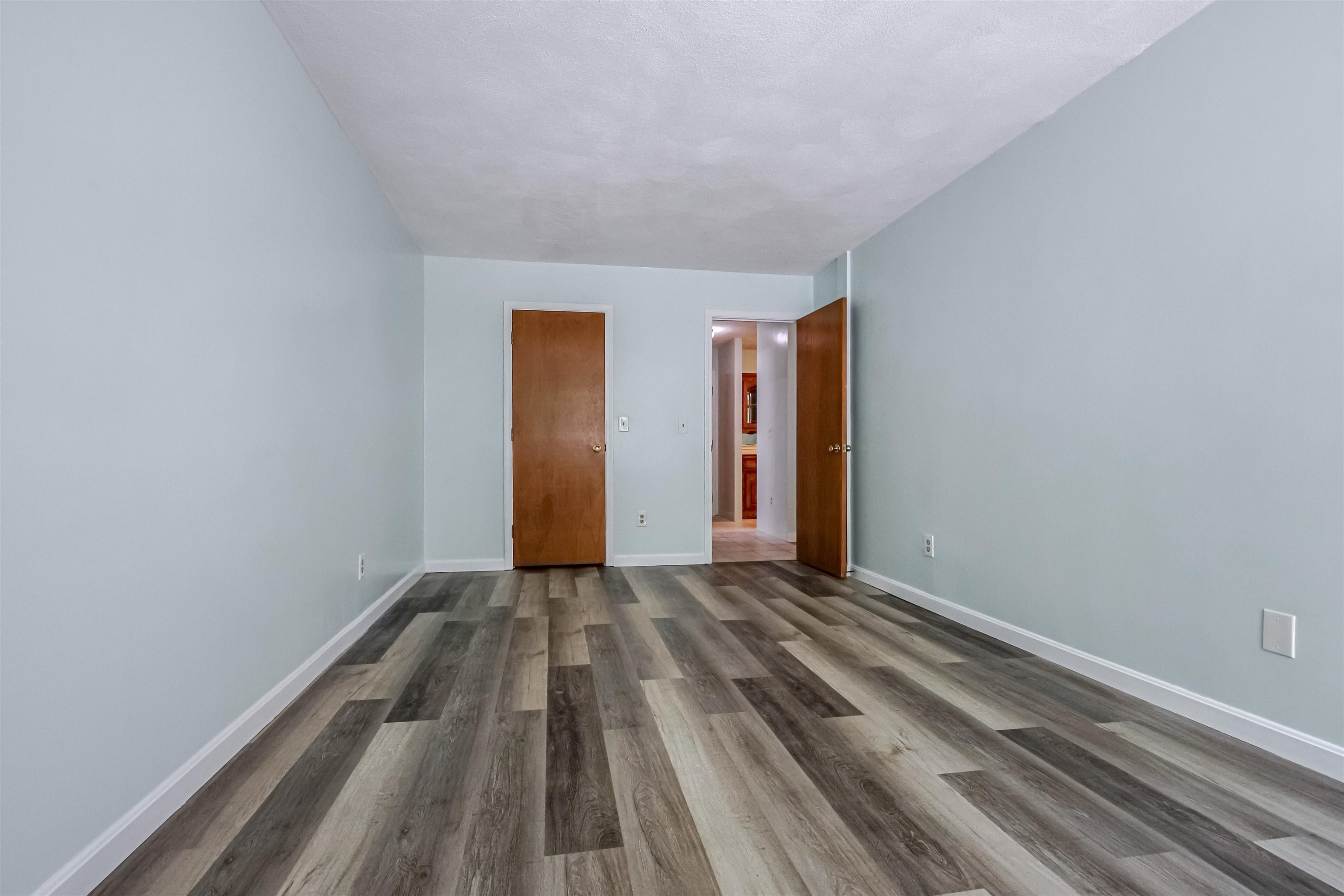 210 Brook Village Road, Unit 7 Nashua, NH 03062 - Photo 17 of 31