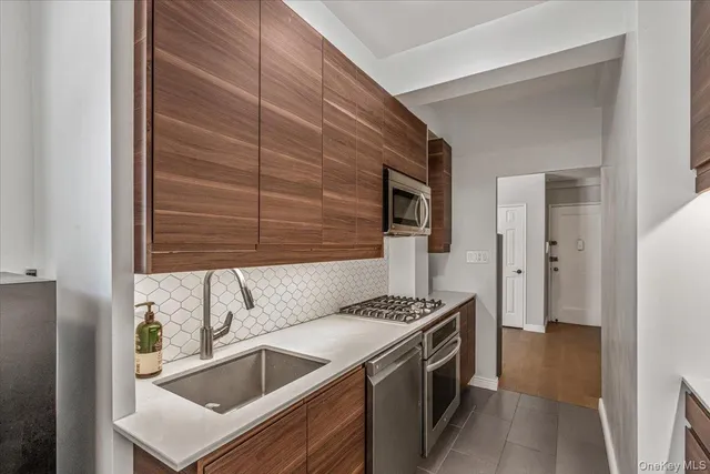 $549,000 | 99-40 63rd Road, Unit 1Z | Rego Park