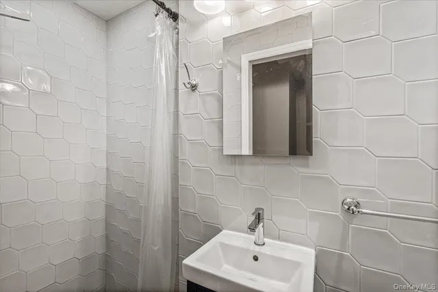 $549,000 | 99-40 63rd Road, Unit 1Z | Rego Park