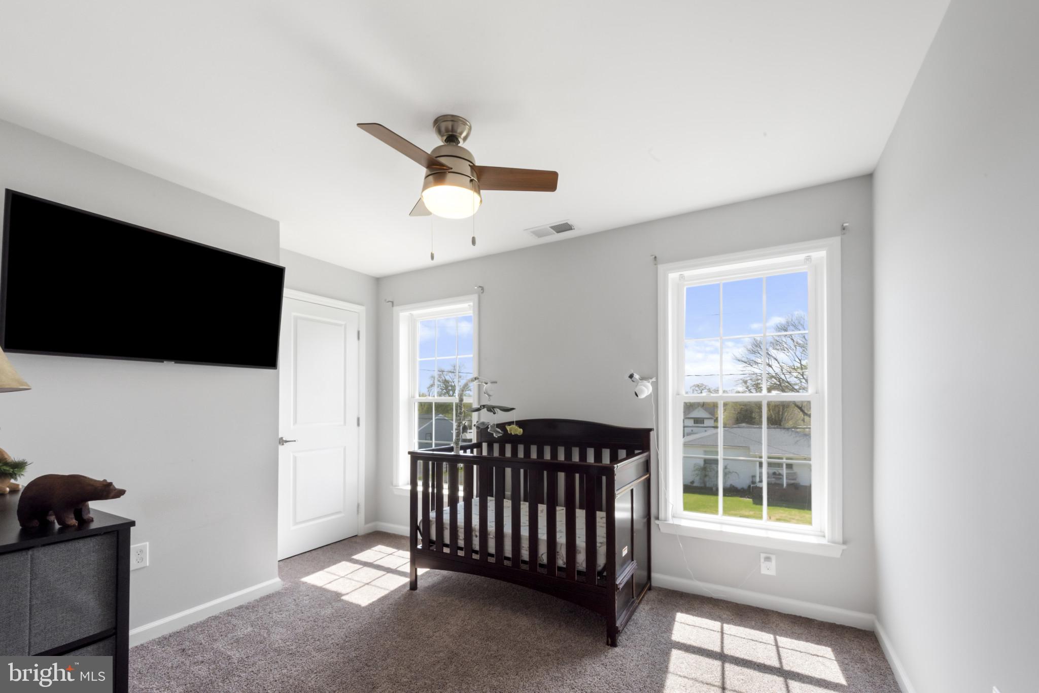 910 Rosedale Avenue Rosedale, MD 21237 - Photo 22 of 41 a view of a livingroom with furniture and windows