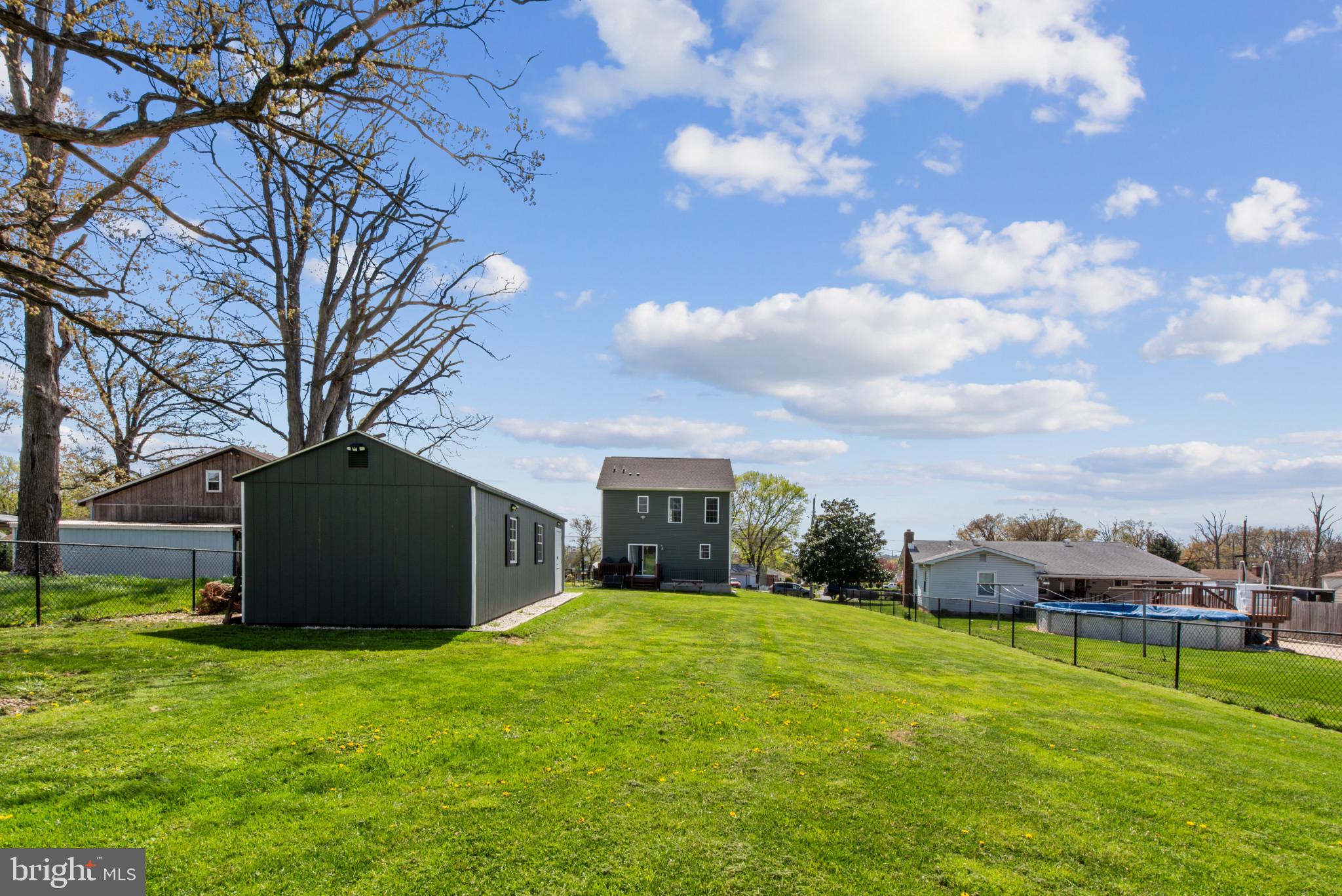 910 Rosedale Avenue Rosedale, MD 21237 - Photo 38 of 41 a view of a back yard of the house
