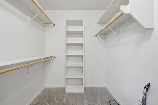 $490,000 | 701 Tomahawk Court, Smithville, MO 64089