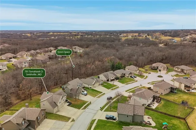 $490,000 | 701 Tomahawk Court, Smithville, MO 64089
