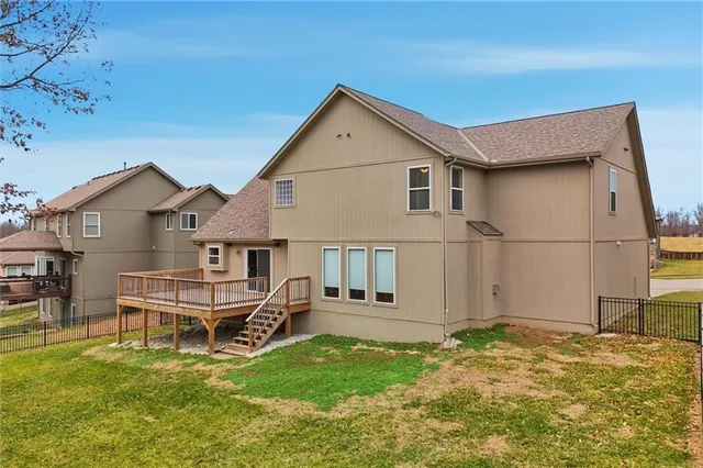 $490,000 | 701 Tomahawk Court, Smithville, MO 64089