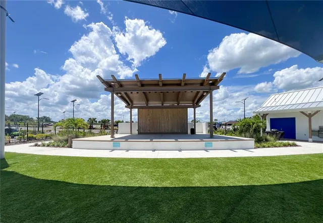 $2,400 | 32106 Pop Ash Place, San Antonio, FL 33576