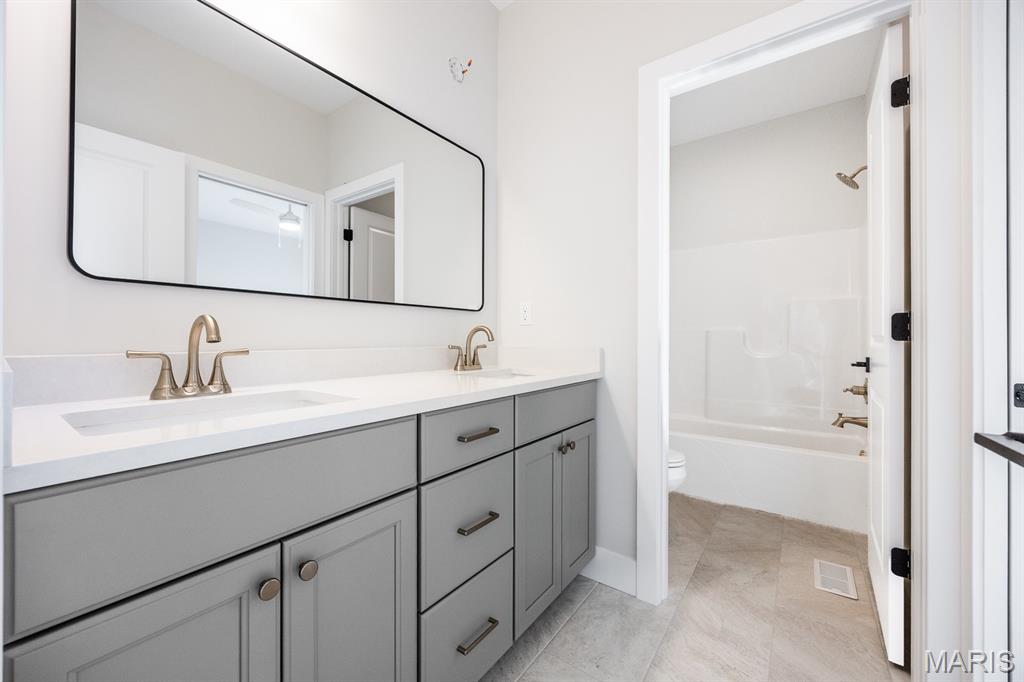 801 Golden Bell O'Fallon, IL 62269 - Photo 28 of 44