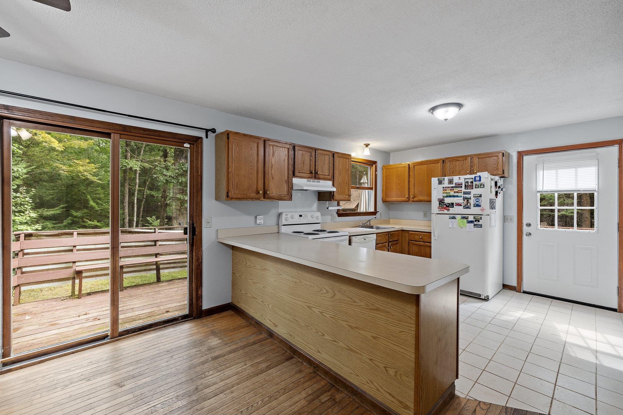 27 Woodhill Road Bow, NH 03304 - Photo 5 of 31