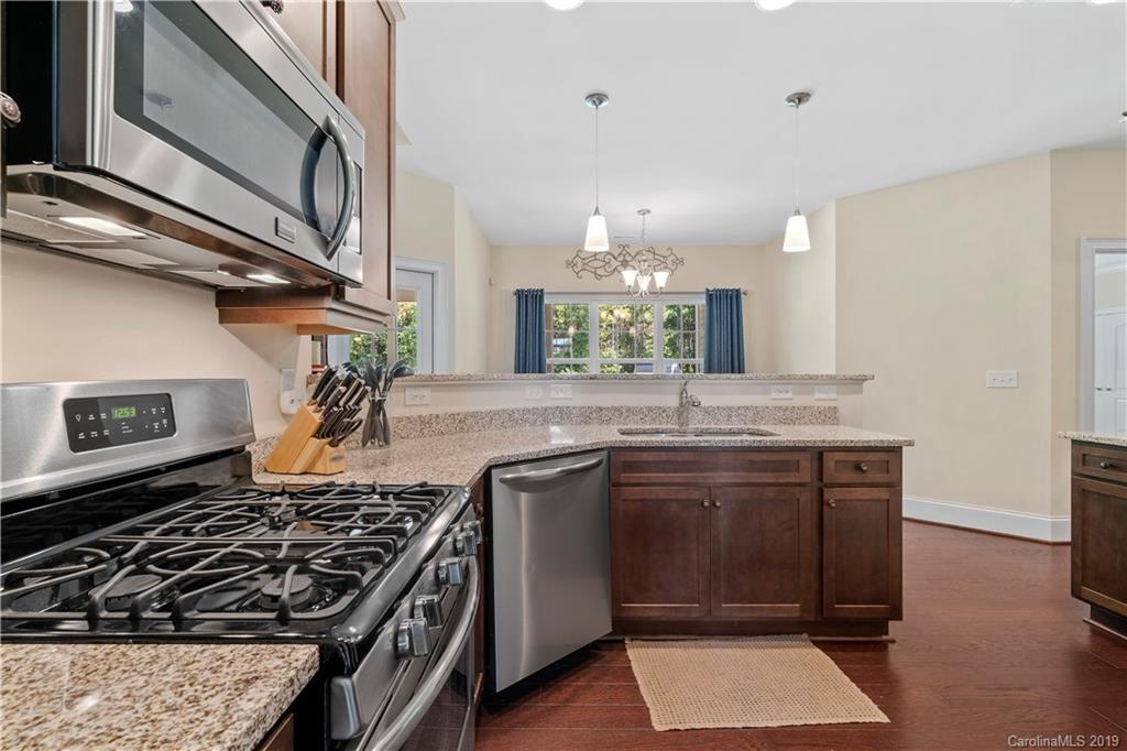 3024 Glenmoor Road York, SC 29745 - Photo 8 of 48