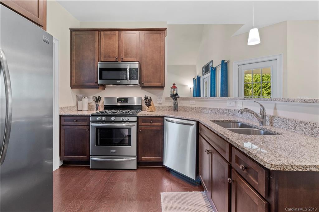 3024 Glenmoor Road York, SC 29745 - Photo 10 of 48