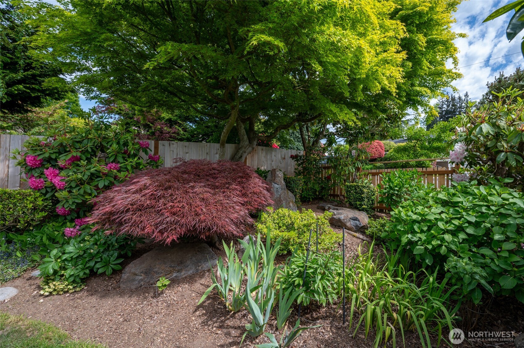 2806 Southwest 167th Place Burien, WA 98166 - Photo 11 of 26