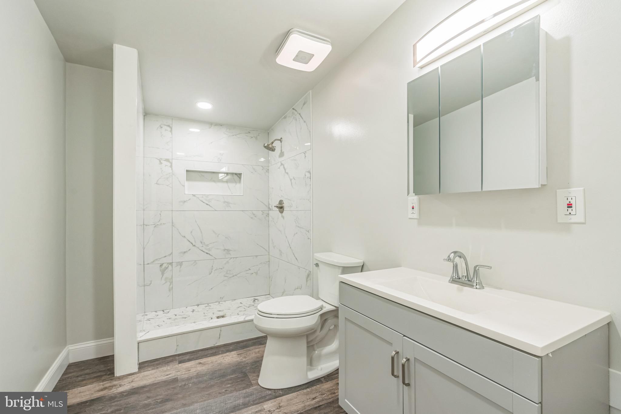 511 Sylvan Way Pasadena, MD 21122 - Photo 18 of 44