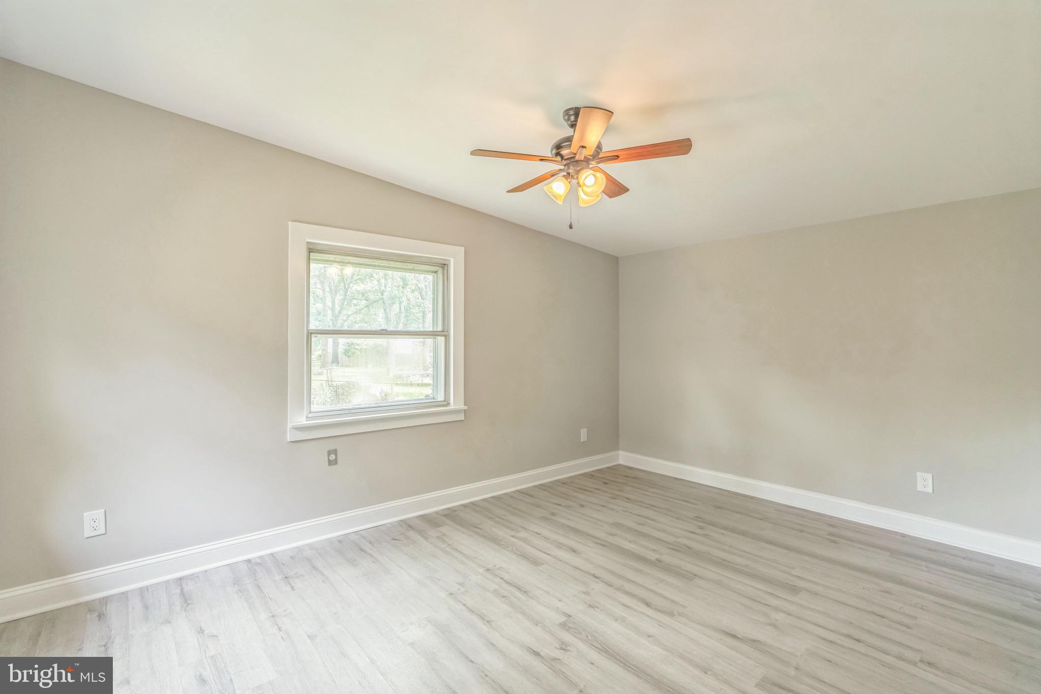 511 Sylvan Way Pasadena, MD 21122 - Photo 22 of 44