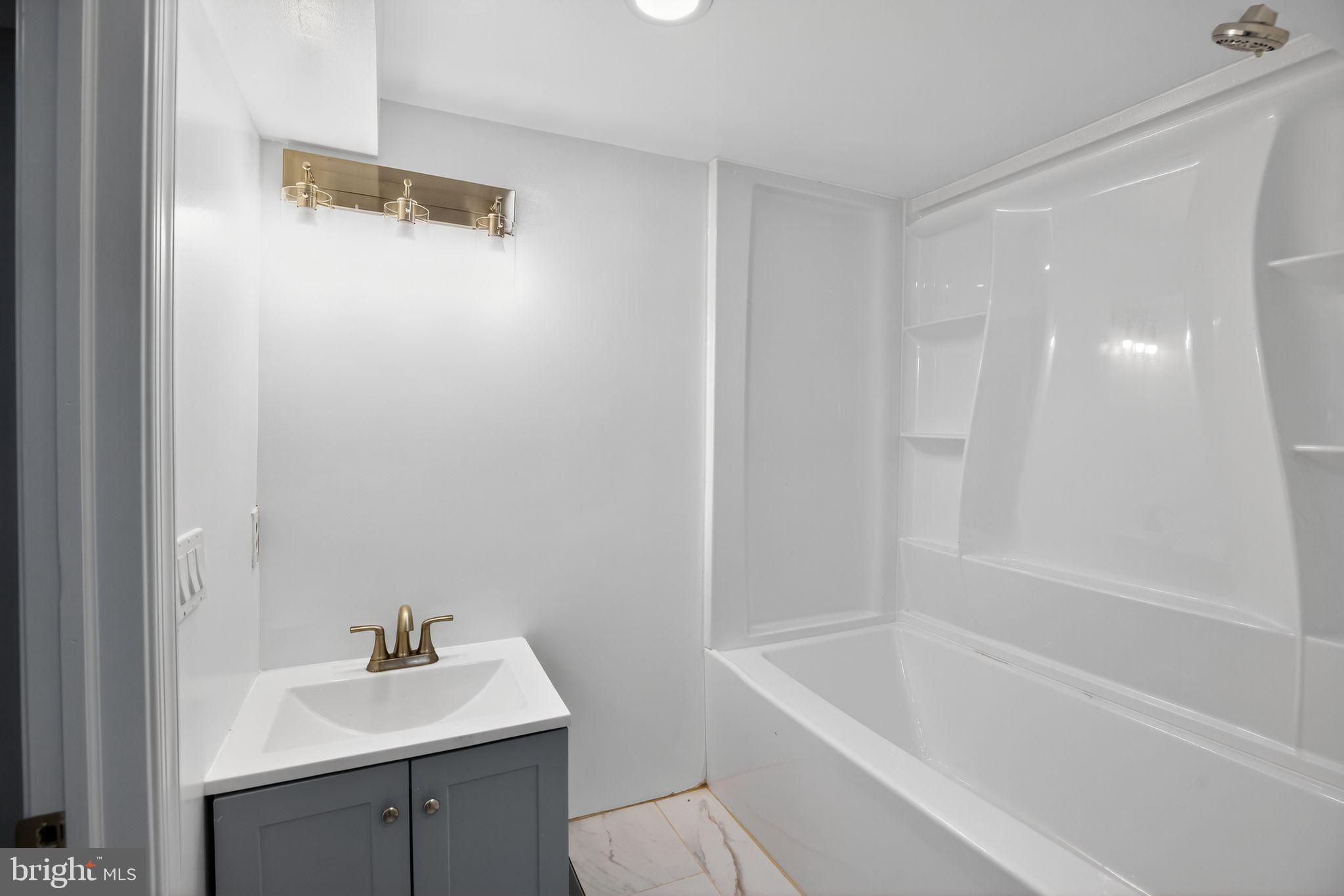 511 Sylvan Way Pasadena, MD 21122 - Photo 27 of 44