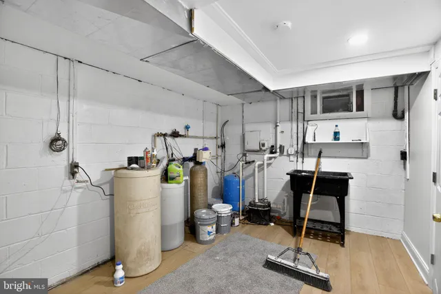 $590,000 | 511 Sylvan Way, Pasadena, MD 21122