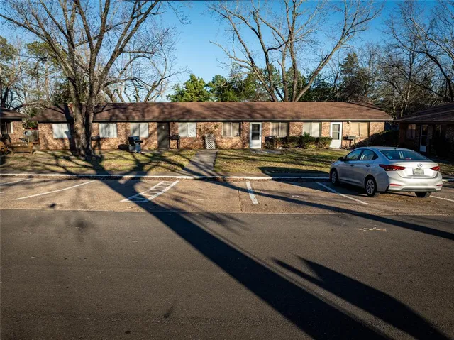 $550,000 | 1006 Plum Street, Winnsboro, TX 75494