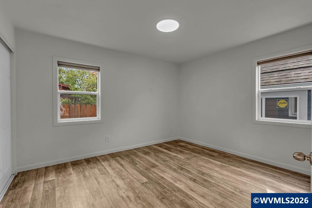 905 20th Street Southeast Salem, OR 97301 - Photo 23 of 39