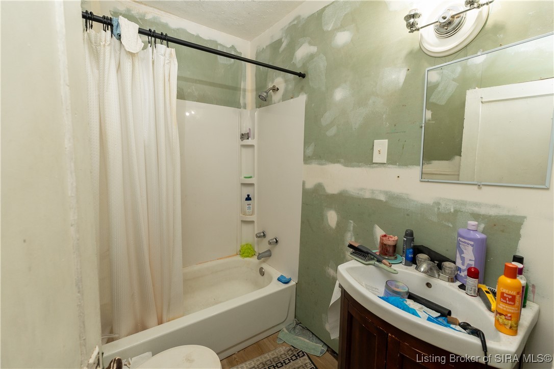 211 South State Street Clarksville, IN 47129 - Photo 18 of 28