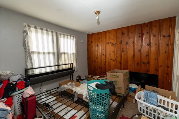 $285,000 | 211 South State Street, Clarksville, IN 47129