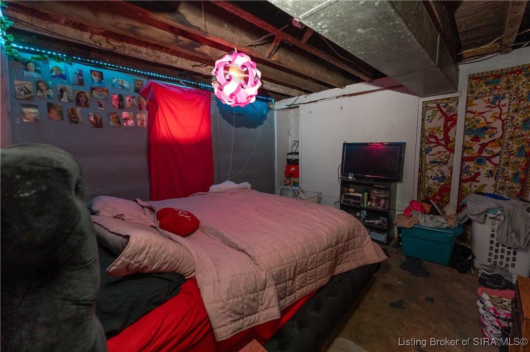 211 South State Street Clarksville, IN 47129 - Photo 23 of 28