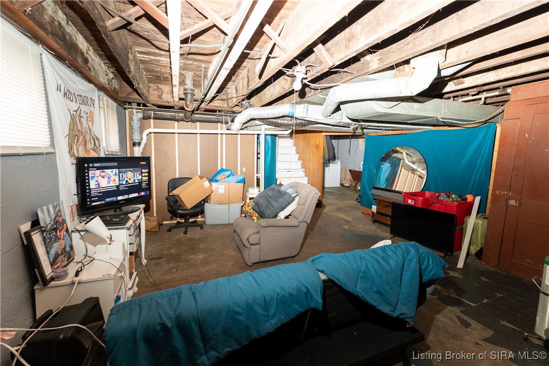 211 South State Street Clarksville, IN 47129 - Photo 26 of 28