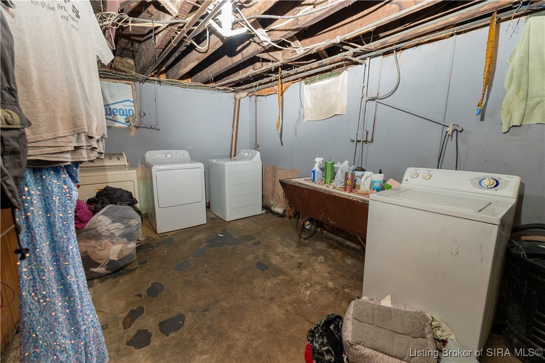 211 South State Street Clarksville, IN 47129 - Photo 27 of 28