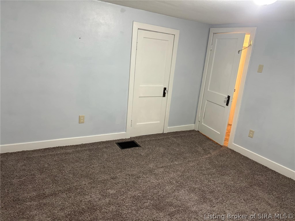 211 South State Street Clarksville, IN 47129 - Photo 4 of 28