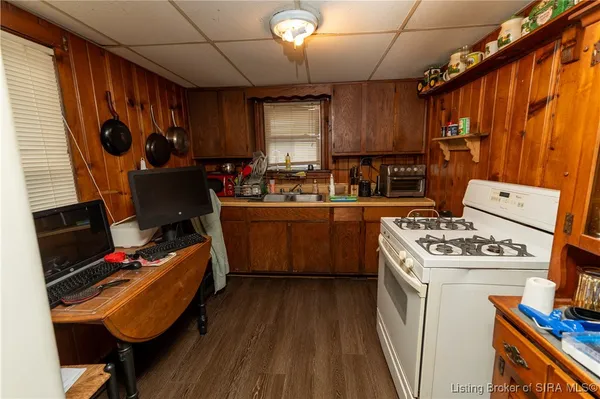 $285,000 | 211 South State Street, Clarksville, IN 47129