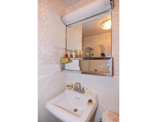 158 Payson Road Brookline, MA 02467 - Photo 14 of 27 Gallery Image 14