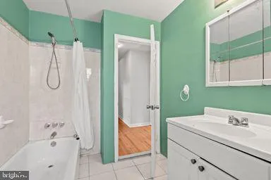 $414,000 | 2712 Mower Street, Philadelphia, PA 19152