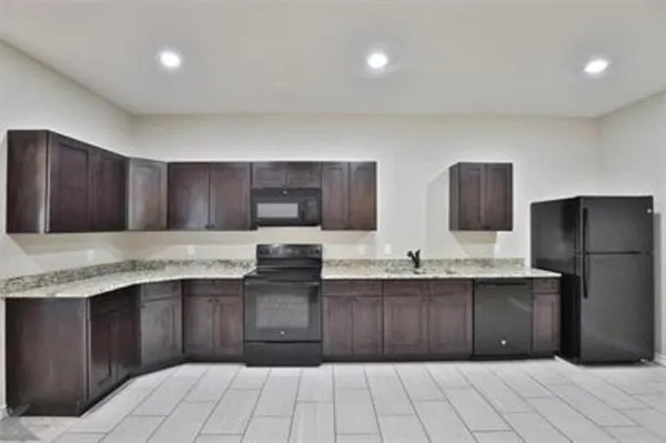 $1,925 | 6021 Jennings Drive, Abilene, TX 79606