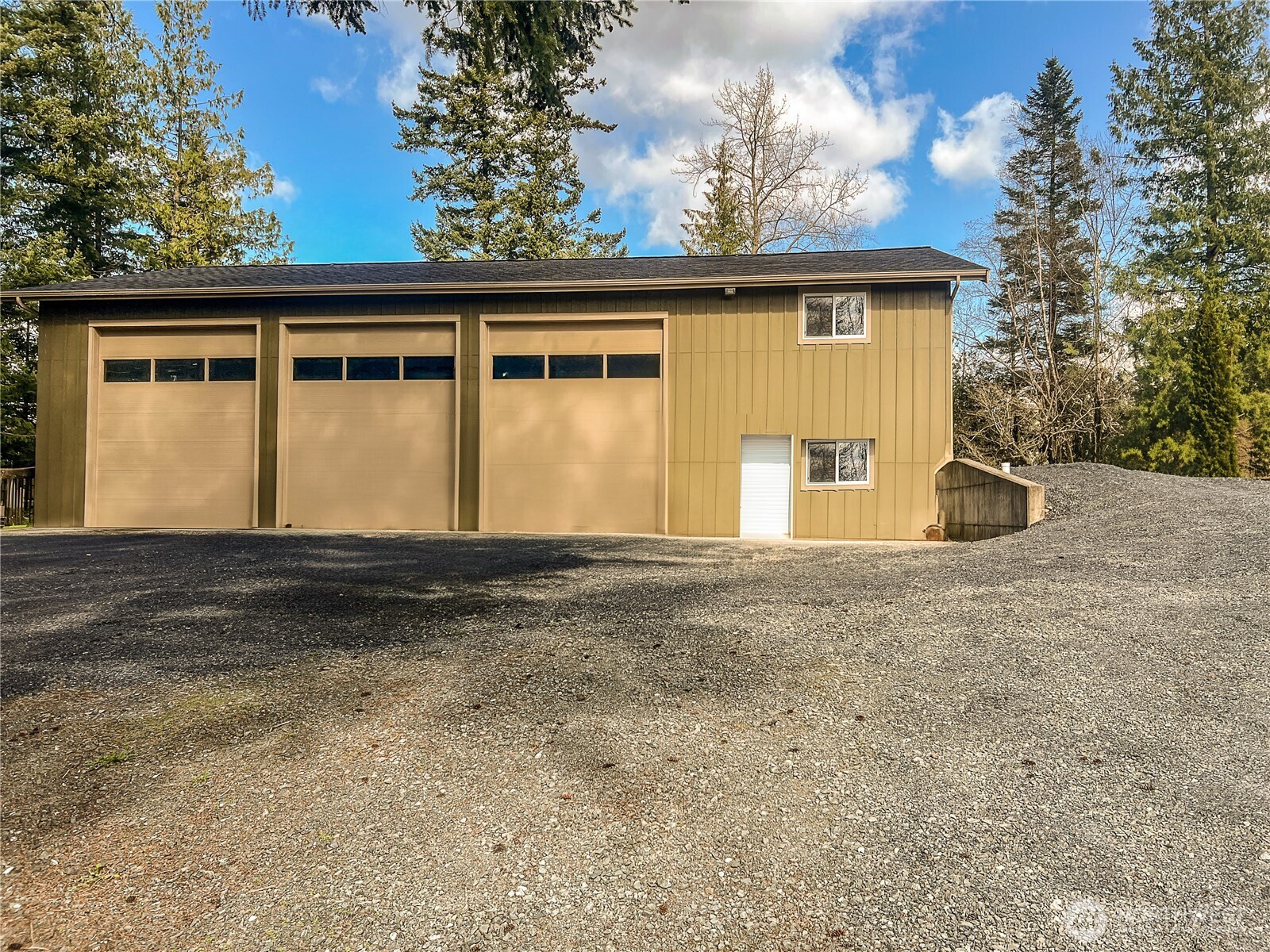 4020 South Pass Road Everson, WA 98247 - Photo 3 of 40