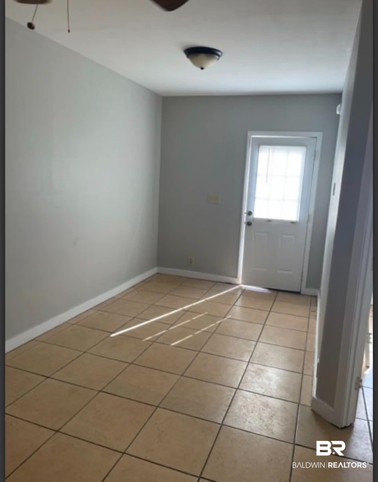 1616 1/2 North Cedar Street, Unit 1616 1/2 Foley, AL 36535 - Photo 4 of 8