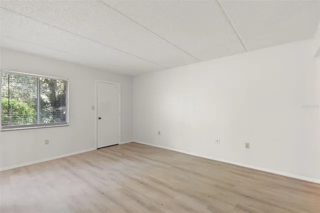 $1,825 | 121 Cypress Lane, Unit 121, Oldsmar, FL 34677