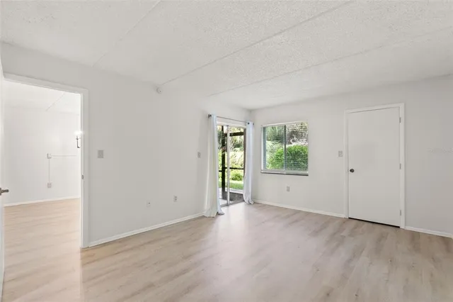 $1,825 | 121 Cypress Lane, Unit 121, Oldsmar, FL 34677