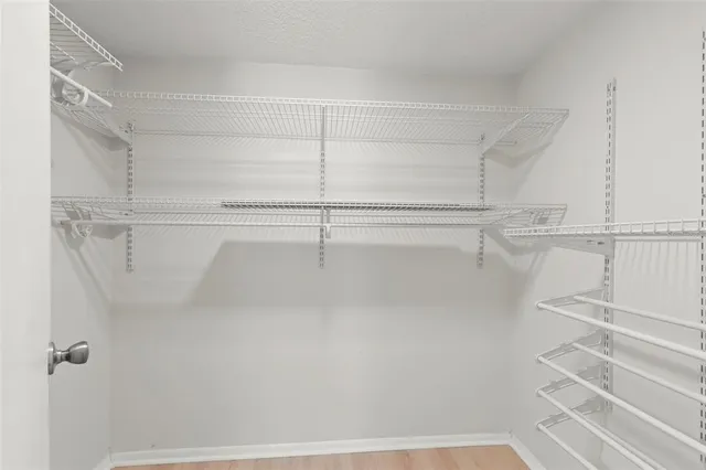 $1,825 | 121 Cypress Lane, Unit 121, Oldsmar, FL 34677